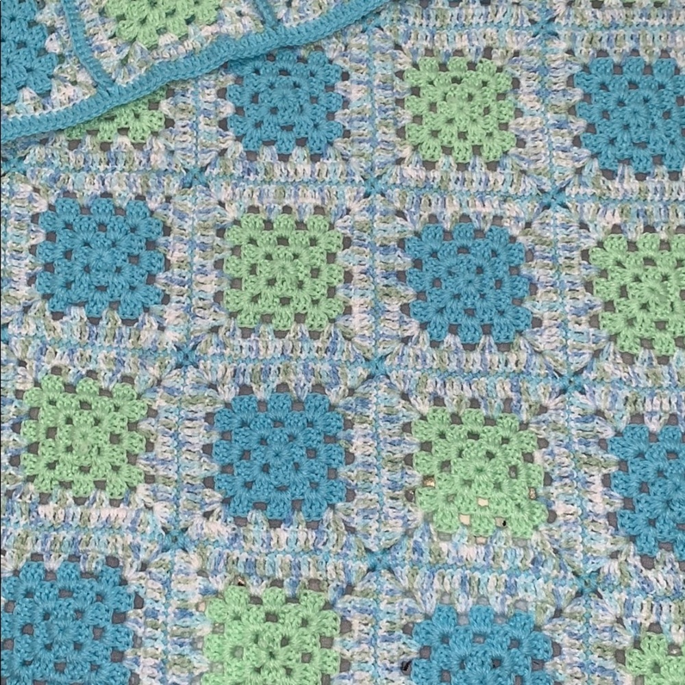 Handmade cotton blanket with matching hat